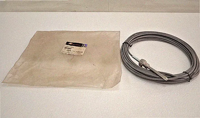 *NEW IN BOX* INGERSOLL RAND 23522253 SENSOR TEMPERATURE